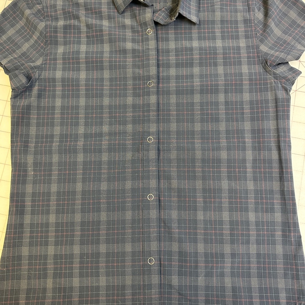 Women’s  Blue Plaid Running Shirt